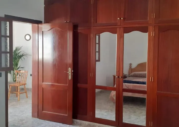 בית נופש Casa Sara *